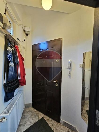 Apartament cu 2 camere decomandat în Calea Călărașilor