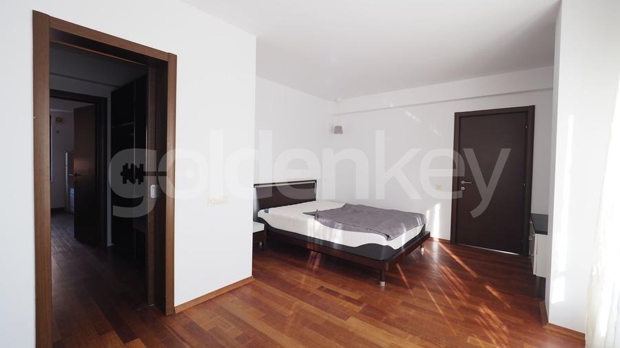 Duplex cu 5 camere cu Canalizare în Pipera