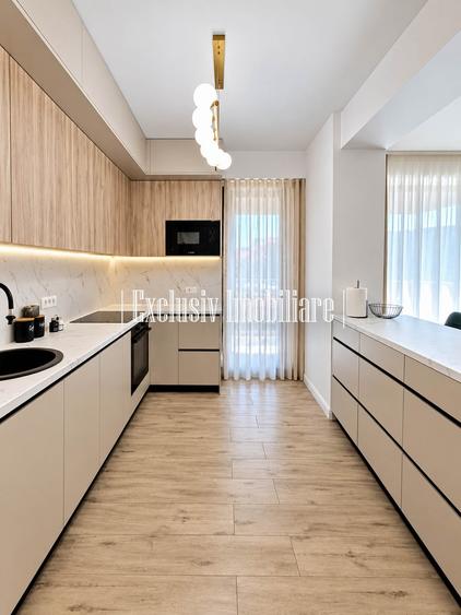 Apartament cu 2 camere decomandat în Universitate