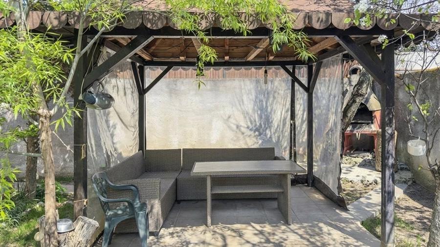 Casă cu 6 camere cu Teren 400 Mp în Pantelimon
