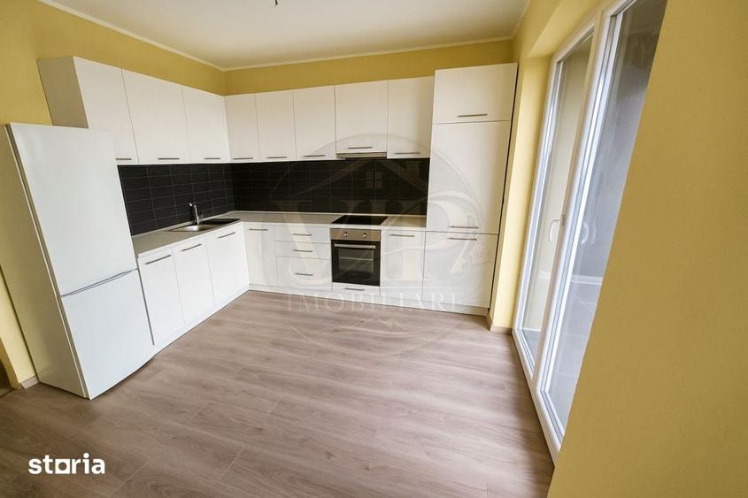 Apartament cu 3 camere în Cetate