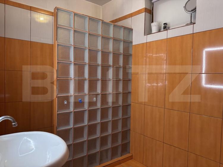 Casă individuală cu 4 camere cu Canalizare în Gheorghe Doja