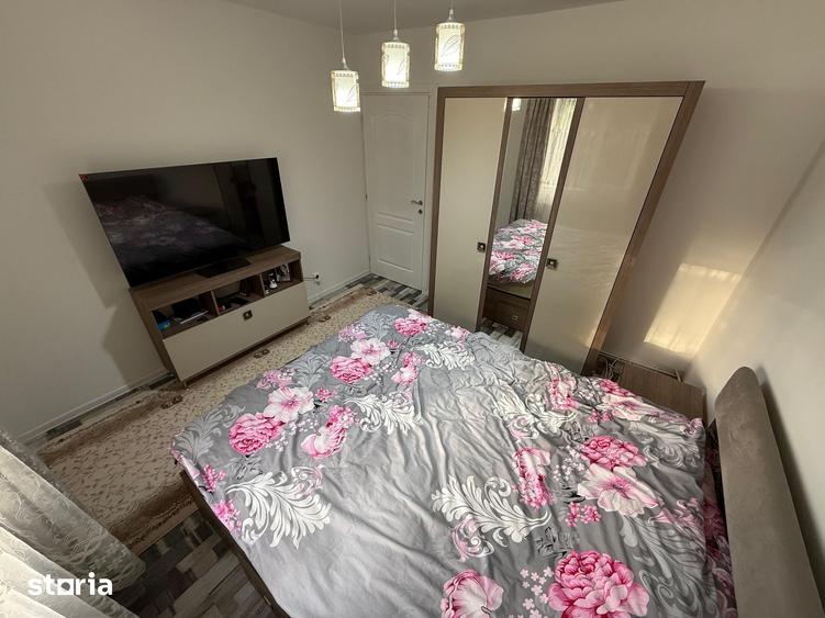 Apartament cu 3 camere în Traian