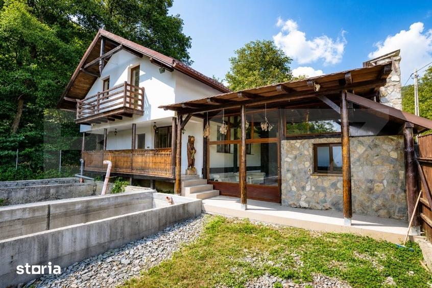 Casă cu 5 camere cu Teren 700 Mp în Prundu Bârgăului