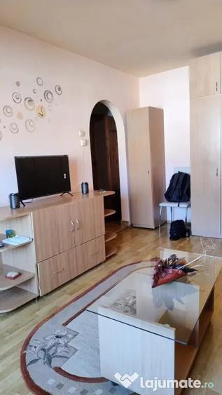 Garsonieră semidecomandată în Valea Aurie