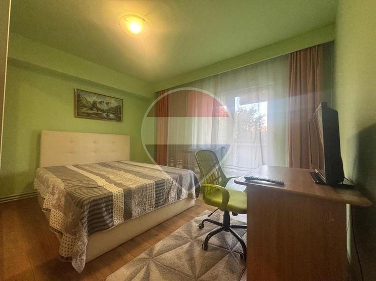 Apartament cu 3 camere în Central