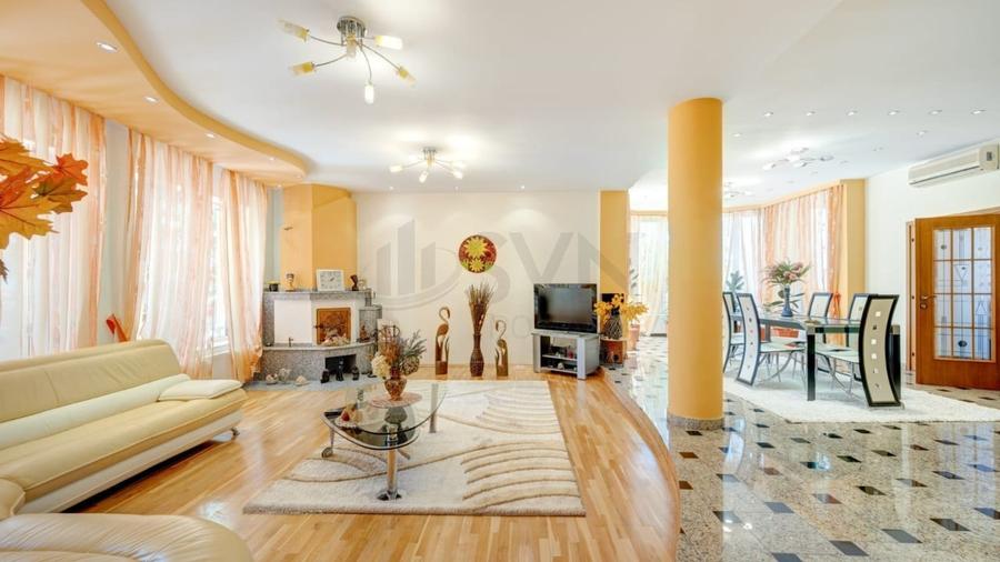 Casă individuală cu 10 camere cu Canalizare în Pipera