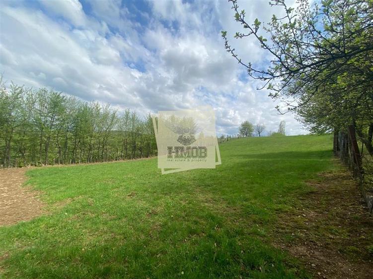 Teren Construcții intravilan de 1042 mp, în Periferie
