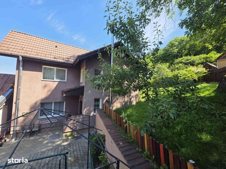 Casă cu 3 camere în Turcheș