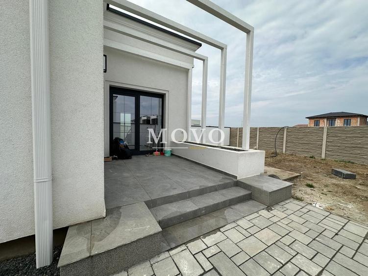 Duplex cu 4 camere cu Teren 250 Mp în Săcălaz