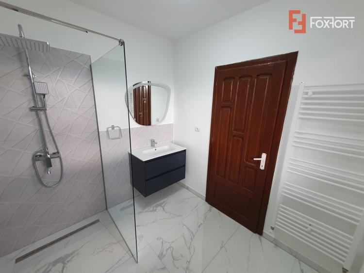 Casă individuală cu 5 camere cu Canalizare în Brâncoveanu
