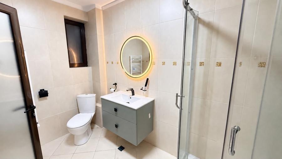 Apartament cu 4 camere, mobilat în Străulești