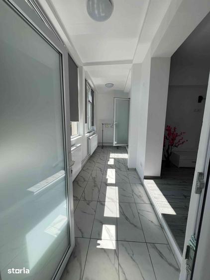 Apartament cu 2 camere semidecomandat în Central