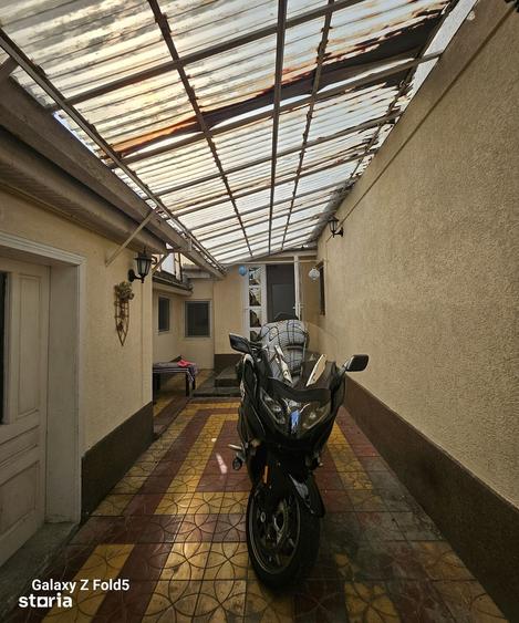 Casă cu 3 camere decomandat cu Teren 135 Mp în Iosia