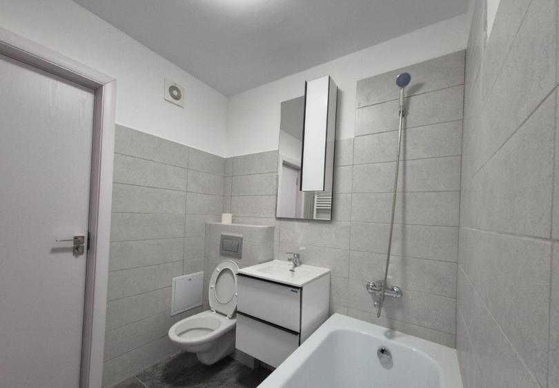Apartament cu 2 camere decomandat în Moșilor