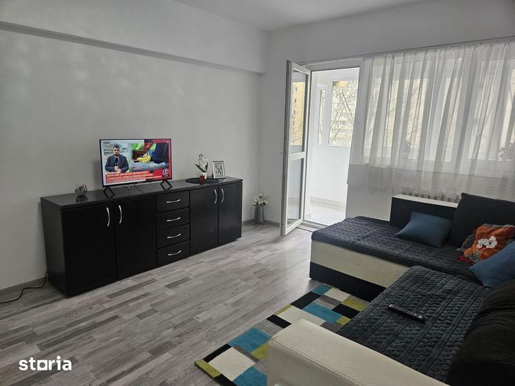 Apartament cu 3 camere, mobilat în Vatra Luminoasă