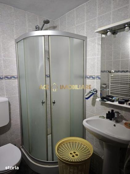 Apartament cu 4 camere, mobilat în Crângași