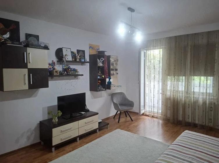 Garsonieră decomandată în Berceni
