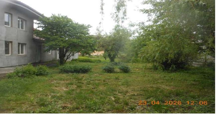 Casă individuală cu 4 camere cu Teren 1344 Mp în Est