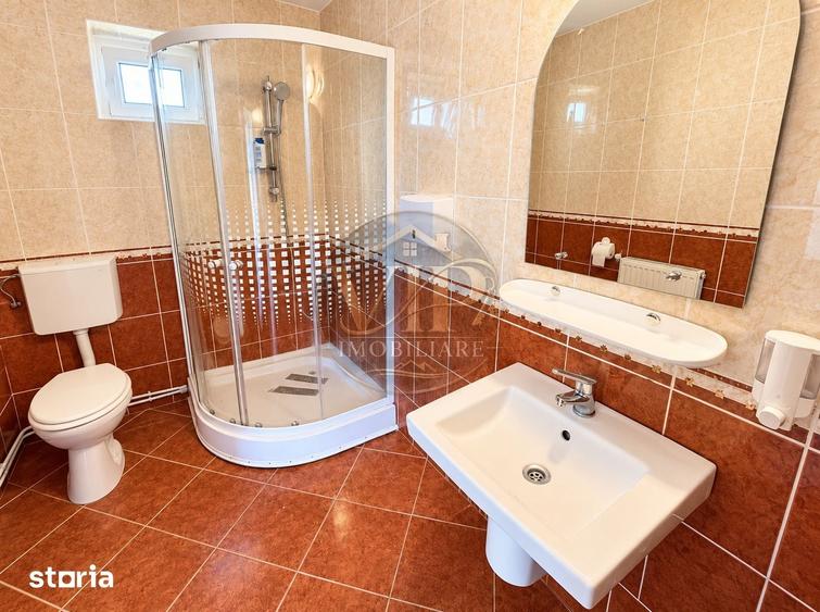 Casă cu 4 camere cu Teren 597 Mp în Tolstoi