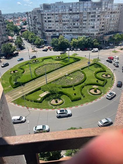 Apartament cu 2 camere decomandat în Exterior Vest