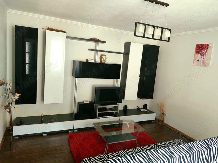 Apartament cu 2 camere semidecomandat în Central