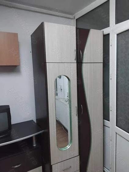Garsonieră decomandată în Unirii