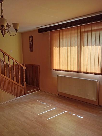 Casă cu 3 camere cu Teren 50 Mp în Central
