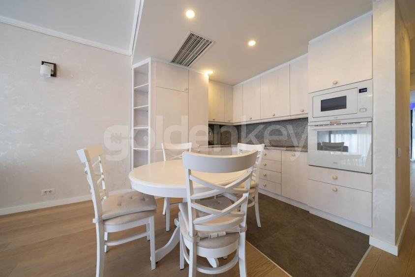 Apartament cu 4 camere decomandat, mobilat în Herăstrău