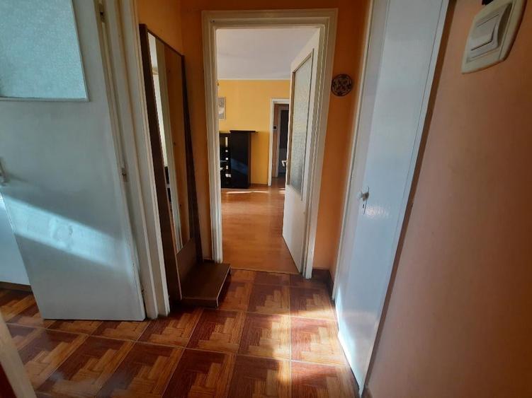 Apartament cu 2 camere semidecomandat, mobilat în Cantemir