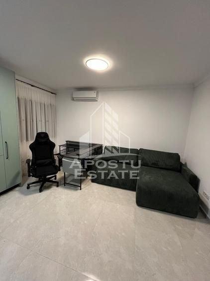 Apartament cu 2 camere decomandat în Giroc