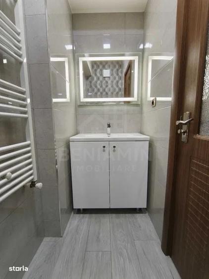 Apartament cu 2 camere decomandat în Central