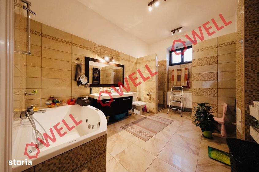 Casă cu 4 camere în Bățani