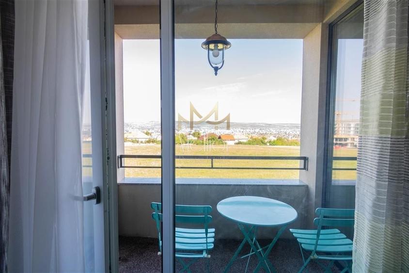 Apartament cu 3 camere semidecomandat în Andrei Mureșanu