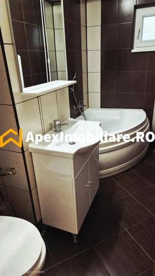 Apartament cu 3 camere decomandat, mobilat în Timpuri Noi