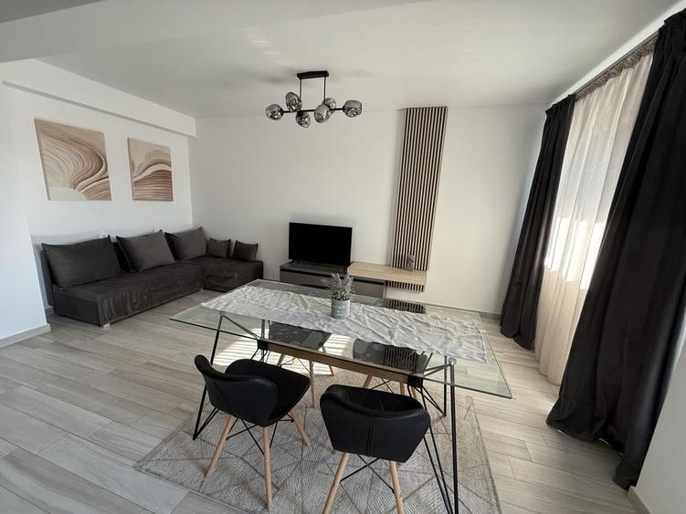 Apartament cu 2 camere în Micro 17