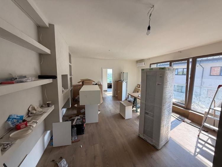 Apartament cu 3 camere în Borhanci