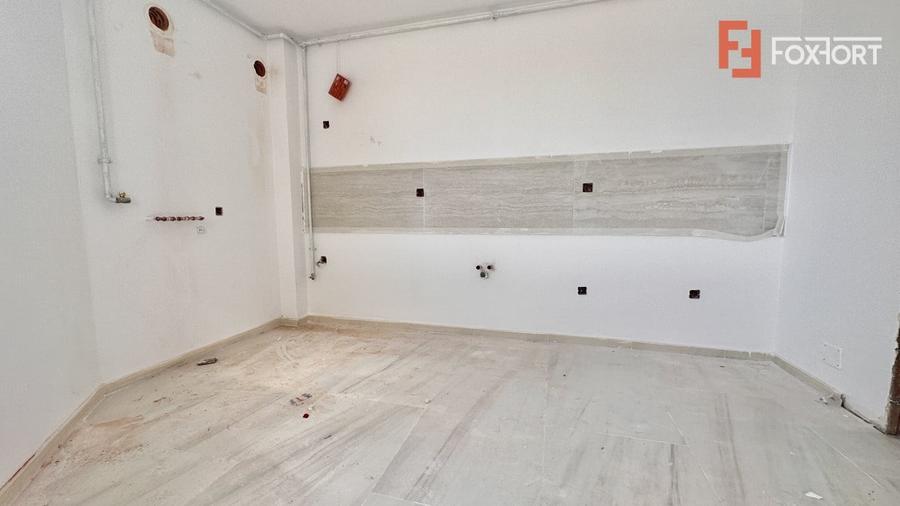 Apartament cu 2 camere decomandat în Giroc
