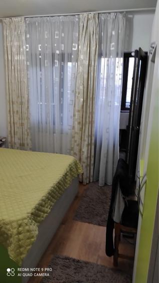 Apartament cu 2 camere decomandat în Titan