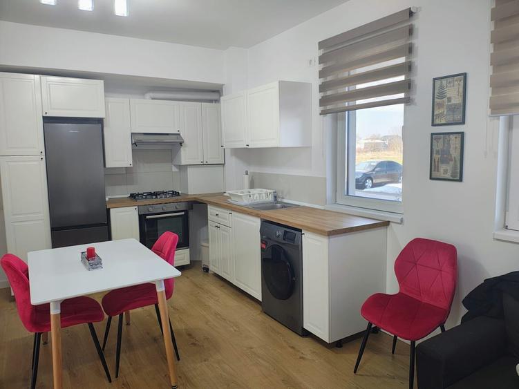 Apartament cu 2 camere semidecomandat, mobilat în Tunari