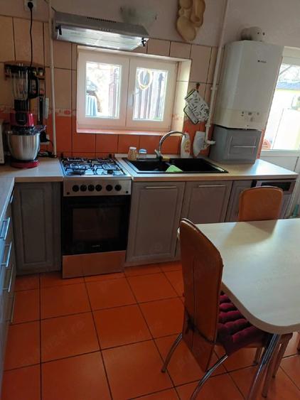 Casă cu Teren 95 Mp în Central