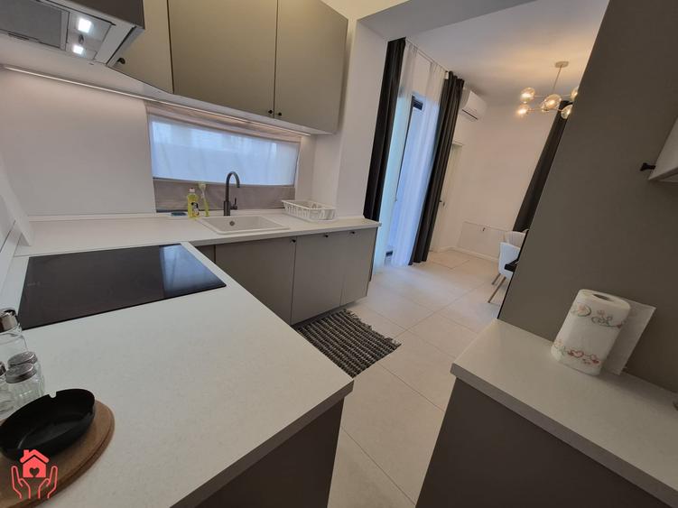 Apartament cu 3 camere semidecomandat, mobilat în Pipera