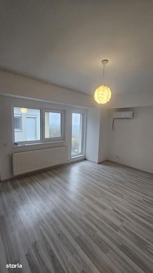 Apartament cu 2 camere decomandat în Calea București