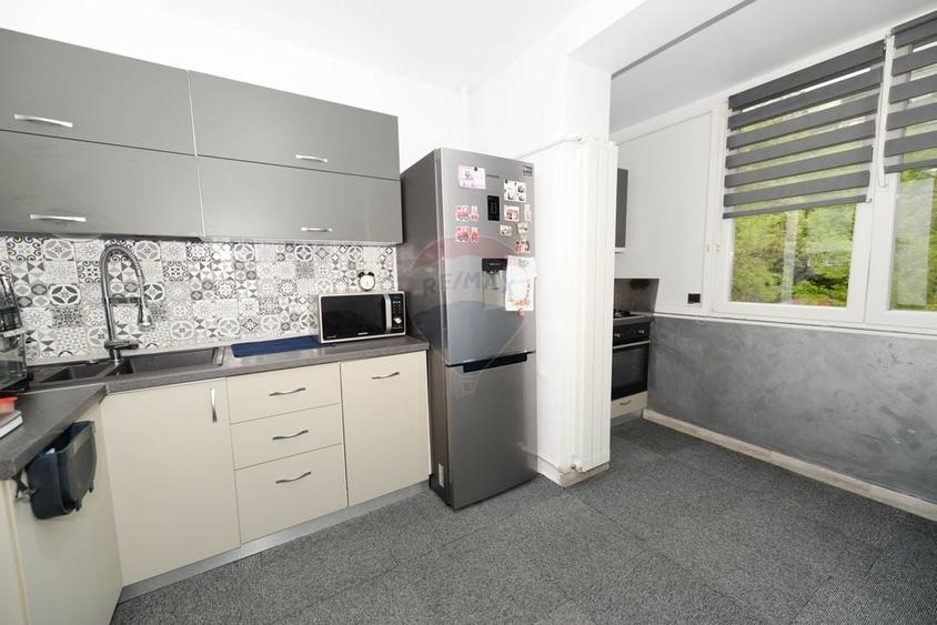 Apartament cu 2 camere de vanzare 46mp Piata Sudului - 11