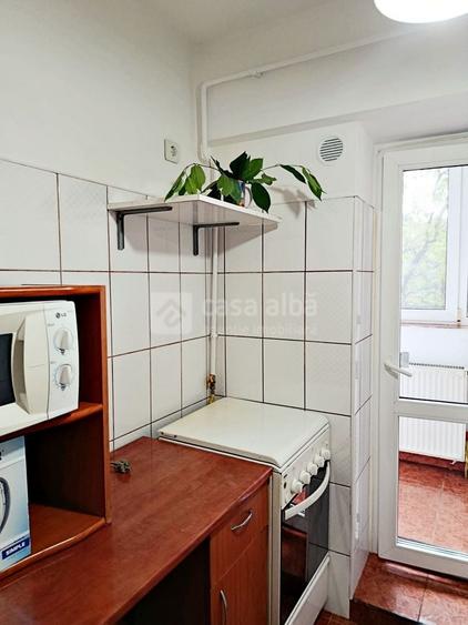 Apartament cu 2 camere decomandat, mobilat în Gară