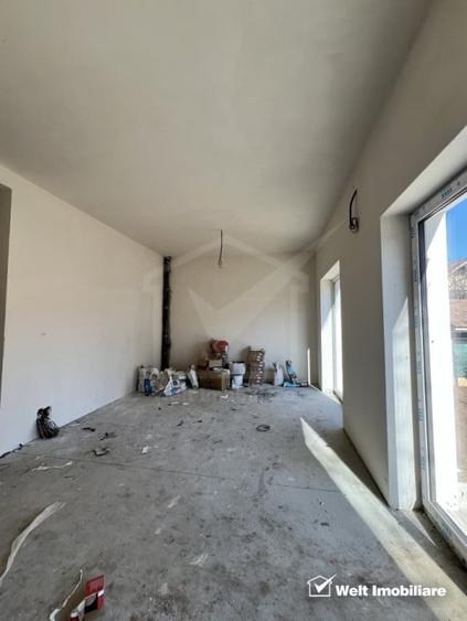 Duplex cu 5 camere cu Canalizare în Andrei Mureșanu