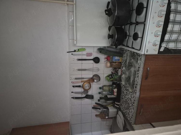 Apartament cu 2 camere decomandat în Steaua