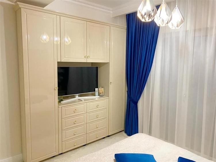 Penthouse cu 3 camere decomandat, mobilat în Obcini