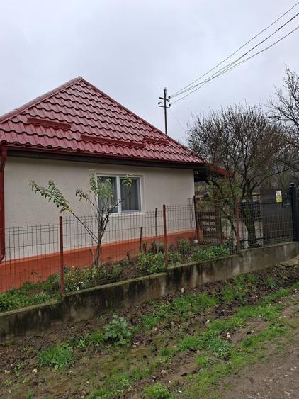 Casă cu 2 camere în Central