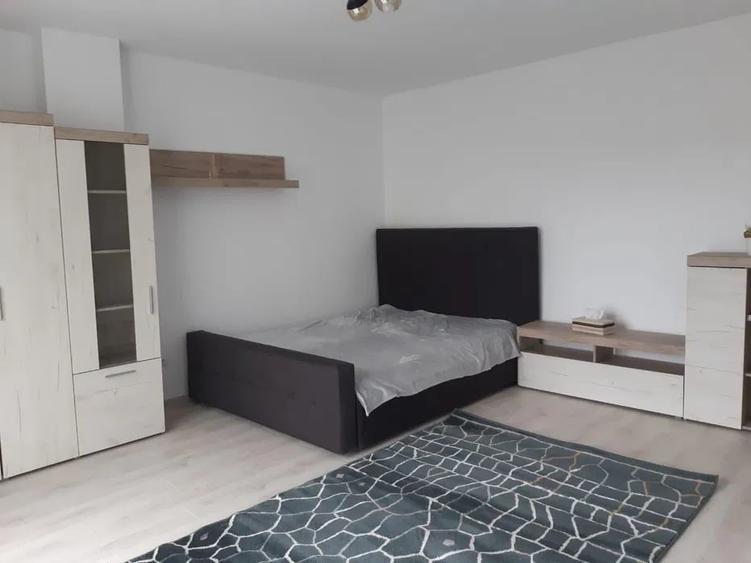 Apartament cu 2 camere decomandat, mobilat în Mărăști